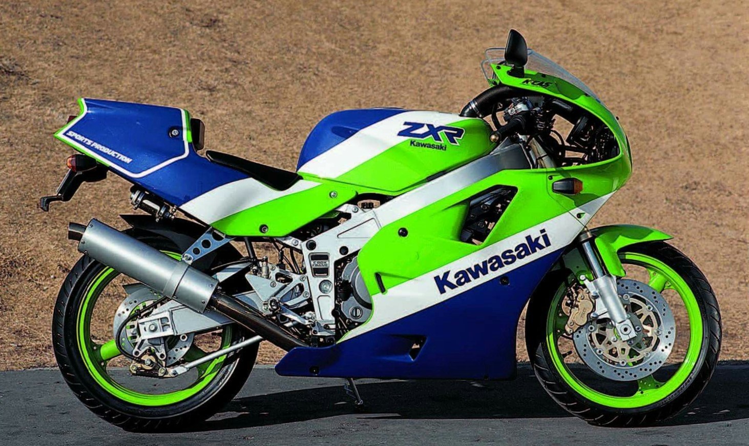 Motos deportivas 400 de 4 cilindros japonesas legendarias: el verbo hecho carne 7 Kawasaki ZXR400 1991