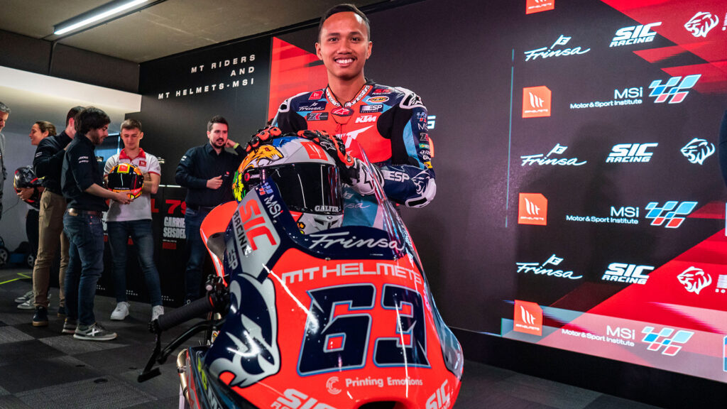 El MTHelmets-MSi presenta su estructura para la temporada 2023 8 mthelmets-msi-moto3-2023-1