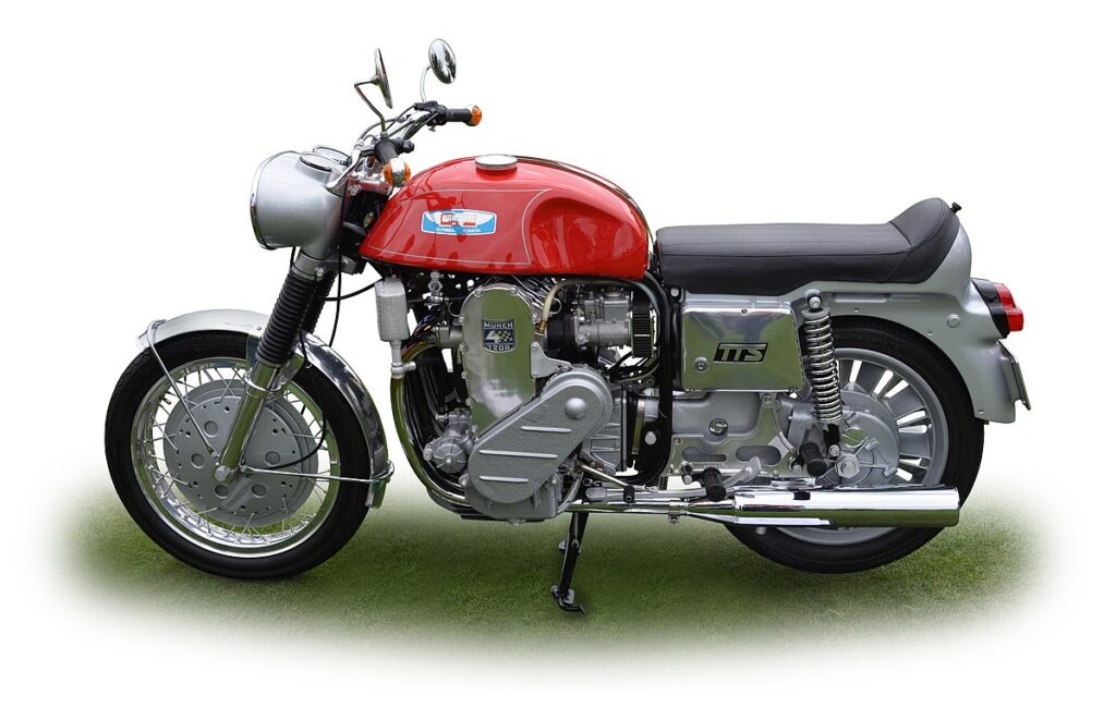 Motos con motor de coche: ¿locura o genialidad? 8 Munch Mammut