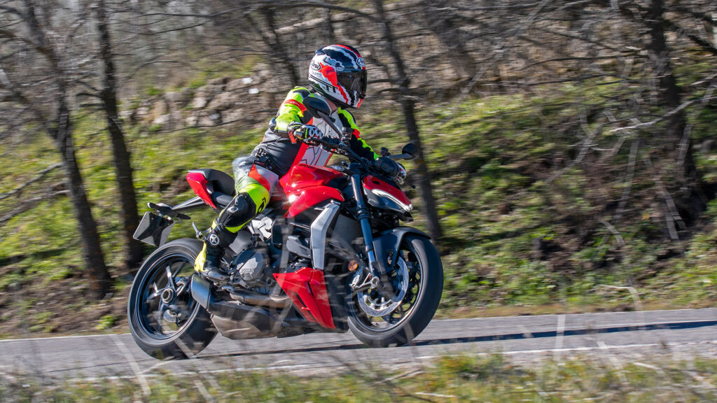 Prueba Ducati Streetfighter V2: mágica evocación 15 prueba ducati streetfighter v2 7 1
