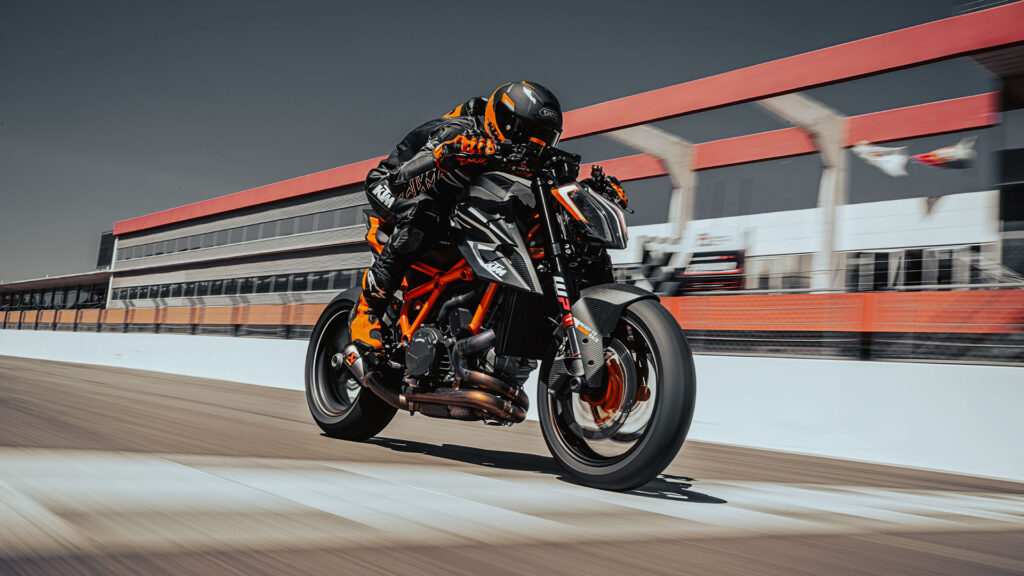 Vuelve la KTM 1290 Super Duke RR 2023: versión limitada a 500 unidades 9 1290-super-duke-rr-2023