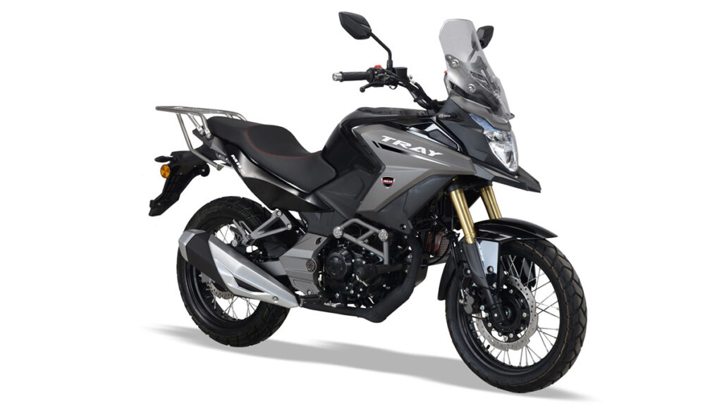 Motos trail 125 y carnet de coche: misión no imposible 18 MH Tray 125 2023