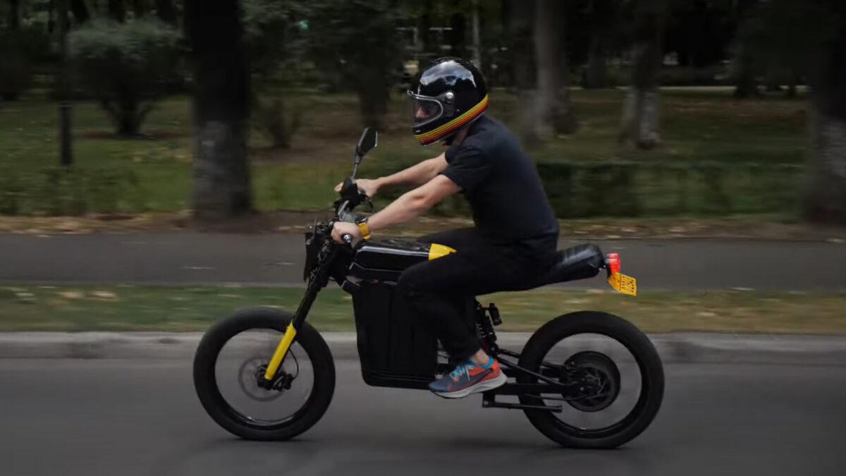 Colibri M22: así es una moto eléctrica plegable 1 colibri_m22