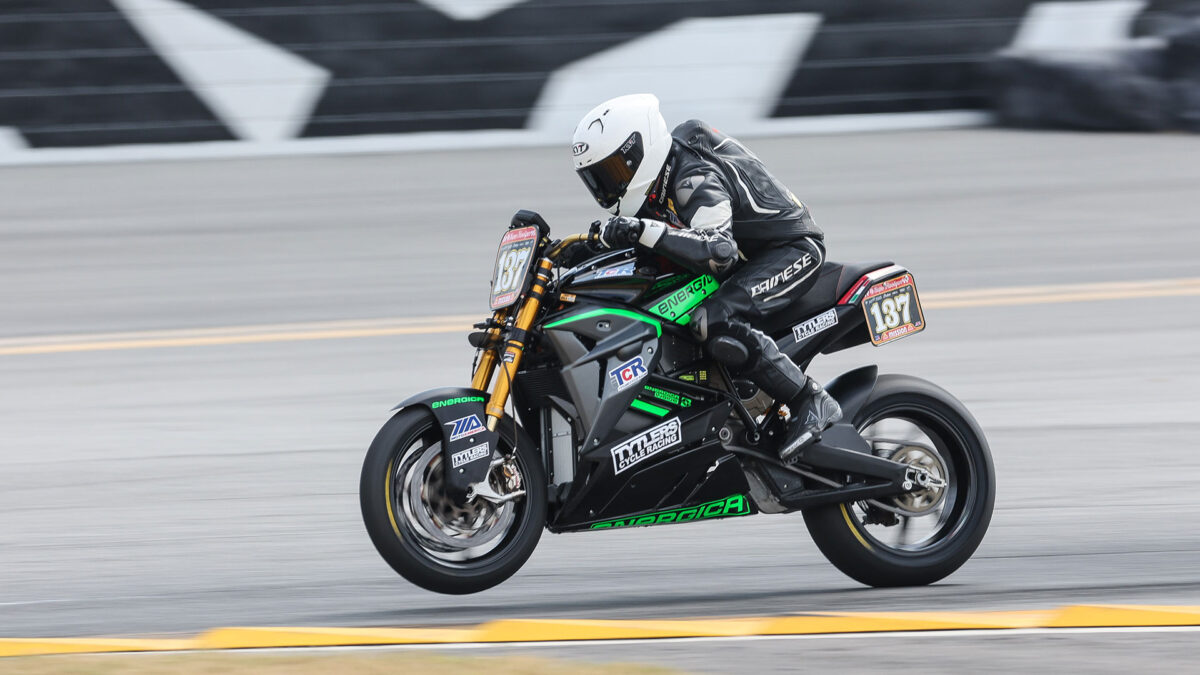 La ENERGICA Eva Ribelle RS se estrena en competición 1 energica-motoamerica