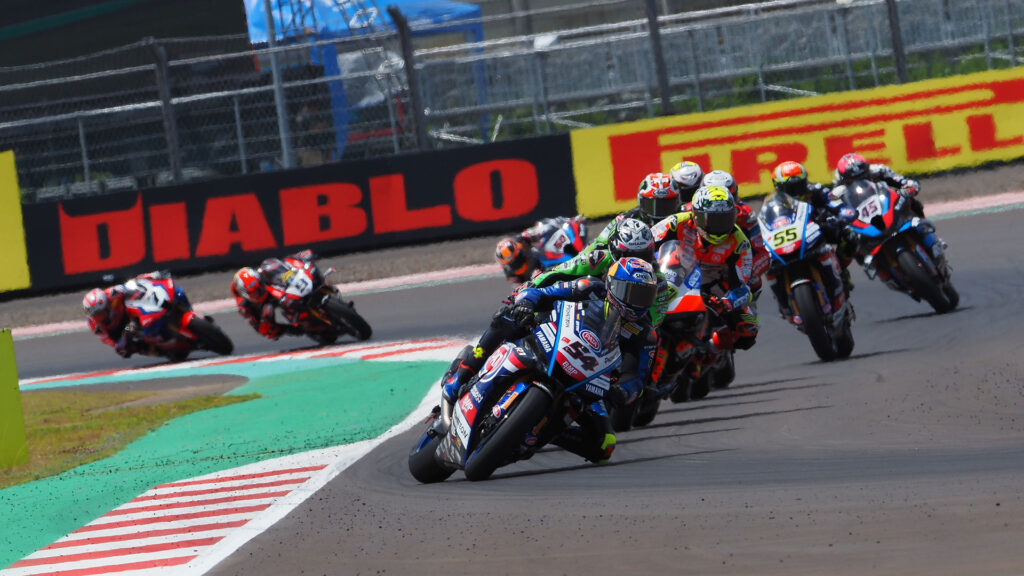 WSBK Indonesia: doblete para Bautista y primera victoria de Razgatlioglu 10 razgatlioglu-wsbk-indonesia-2023