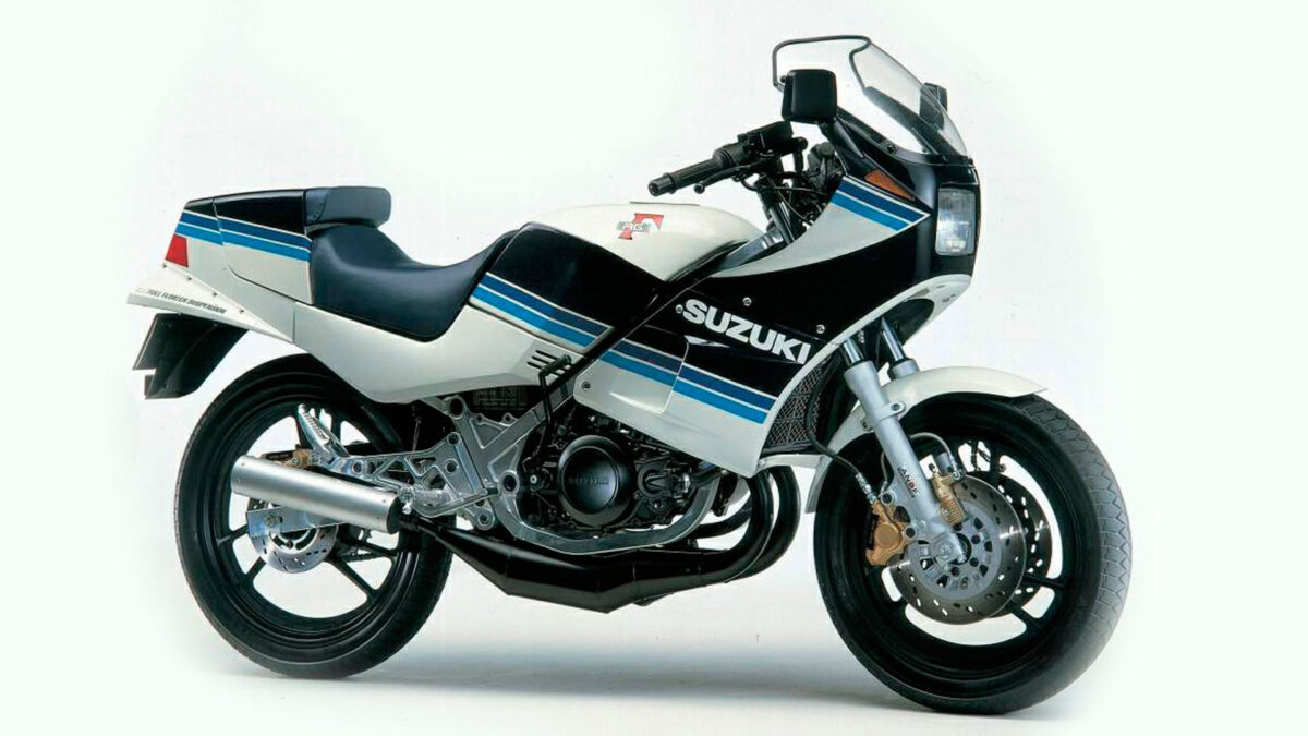 Suzuki RG 250: el auge de las réplicas de competición 1 suzuki-rg-250-gamma-1983