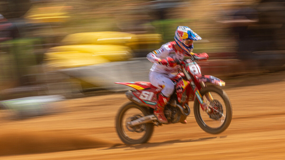 Prado sube al podio en el MXGP de Portugal y mantiene el liderato 7 58009 Prado 05 MXGP Portugal 2023 JPA 22A2290
