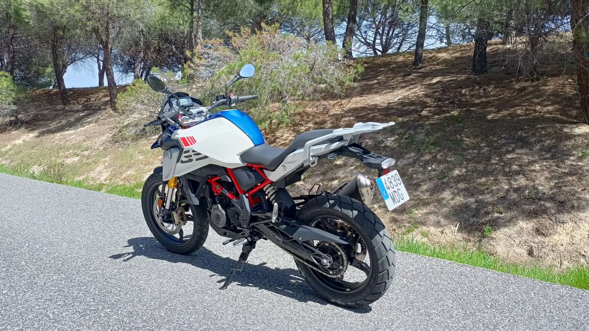 Tu primera BMW: así es la trail G 310 GS