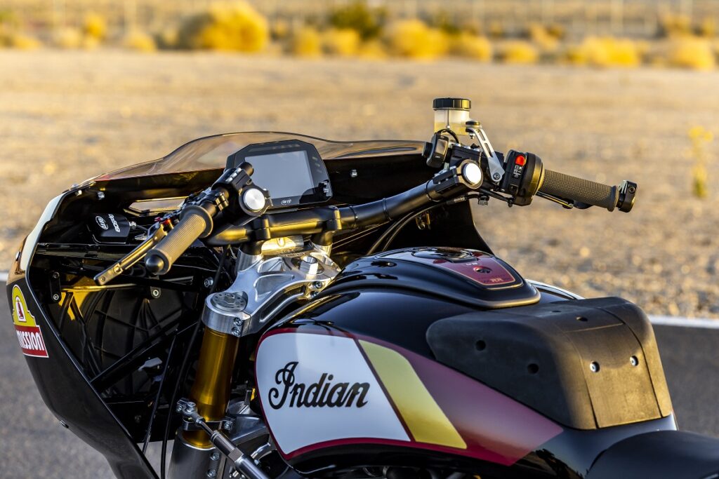 Aceleramos a moto custom Indian Scout