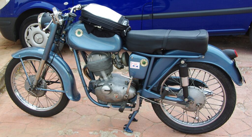 OSSA 175 GT izquierda