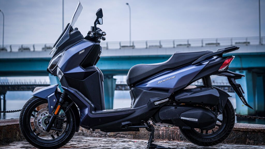 SYM Joyride 300 2023: nuevo integrante GT de media cilindrada 11 SYM-joyride-300-2023-1
