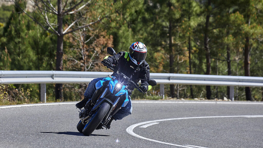 Suzuki GSX 8S 2