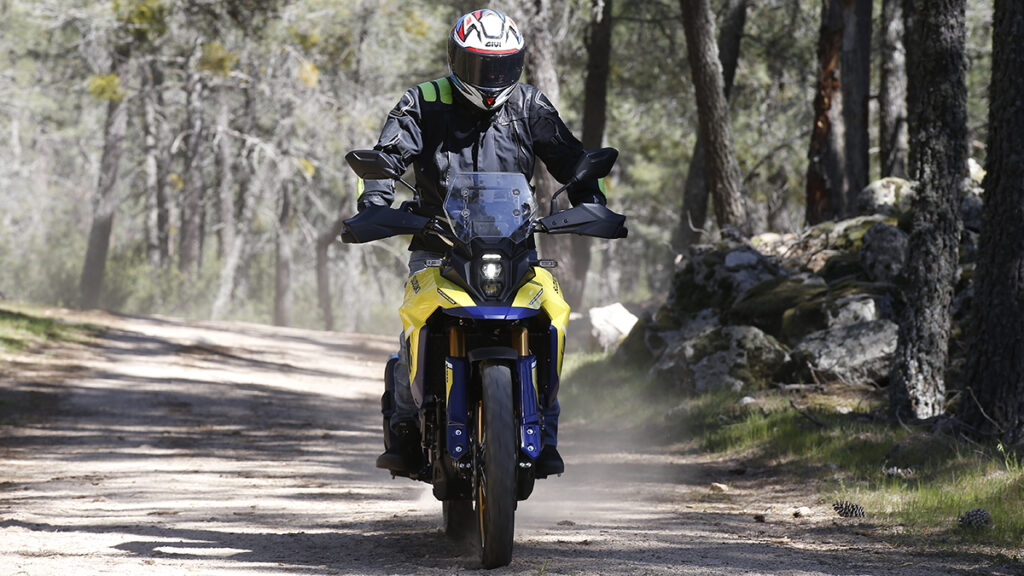 Suzuki V Strom 800DE 12