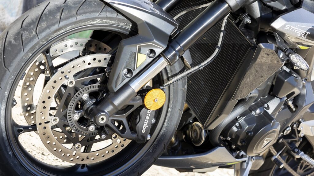 Prueba Triumph Street Triple 765 R: genes de Moto2 14 Triumph Street Triple 765 R 5