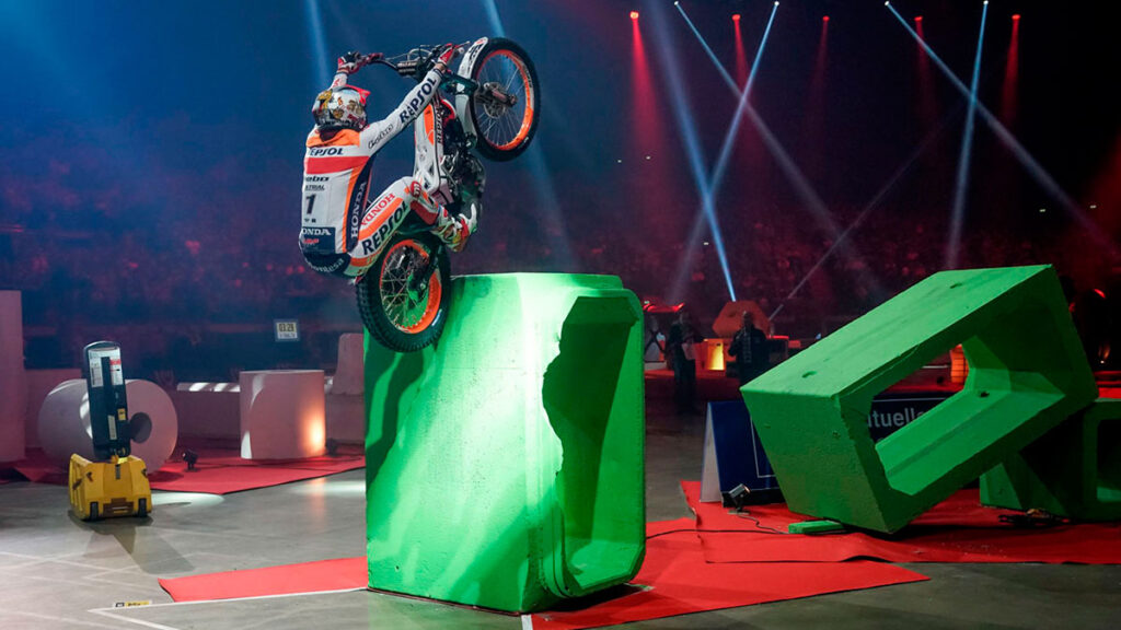 Sin cambios para Toni Bou: cierra la primera mitad de temporada al frente de X-Trial 11 bou-x-trial-francia
