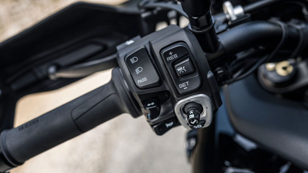 Prueba Yamaha Tracer 9 GT+: tecnología punta 15 prueba yamaha tracer 9 gt 5