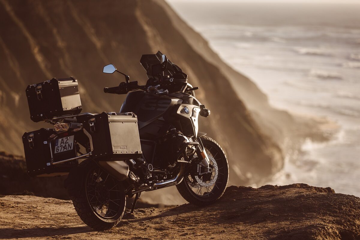 BMW Motorrad: propuestas para una temporada 2023 llena de satisfacciones 1 BMW R 1250 GS Ultimate Edition 2023