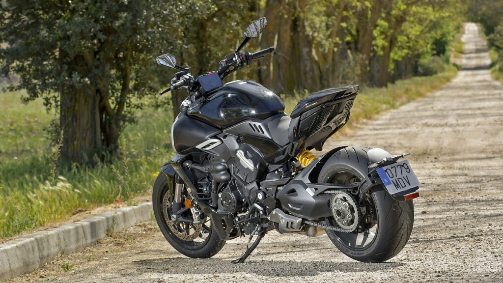 Prueba Ducati Diavel V4: Pacto con el Diablo 13 Ducati Diavel V4