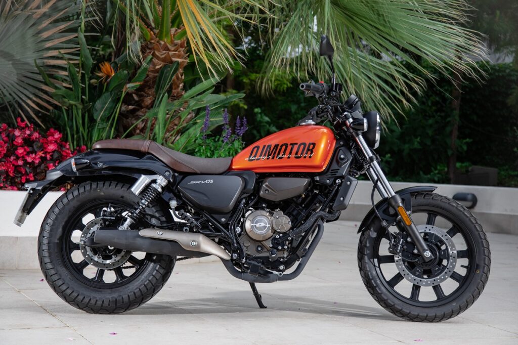 Macbor Rockster 125 2023: este es su precio y sus posibles rivales 11 QJ Motor SRV 125 2023