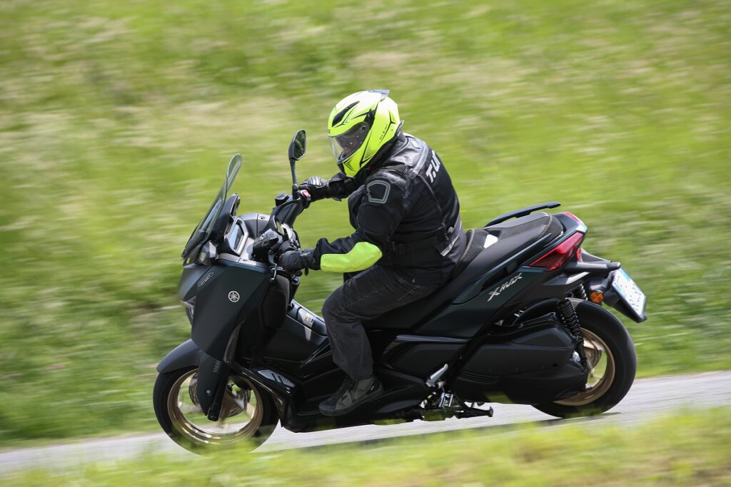 Yamaha XMAX 300 Tech Max 2023