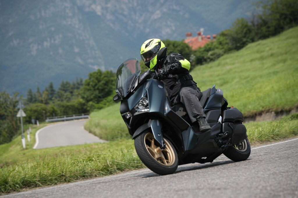 Prueba Yamaha XMAX 300 Tech Max: Más Max que el XMAX 18 Yamaha XMAX 300 Tech Max 2023