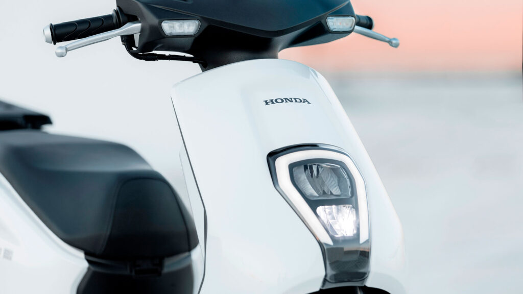 Honda EM1 e:, saluda al primer modelo eléctrico de la marca en Europa 13 honda em1 e 2023 3