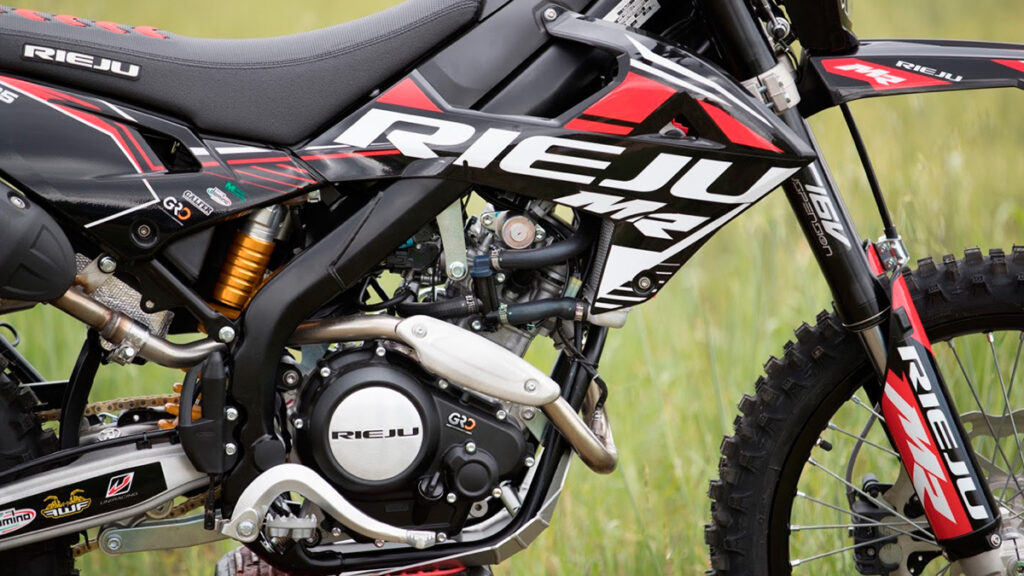 Arranca la producción del modelo de acceso de enduro de Rieju: la MR 125 llegará próximamente 12 rieju mr 125 2023 3