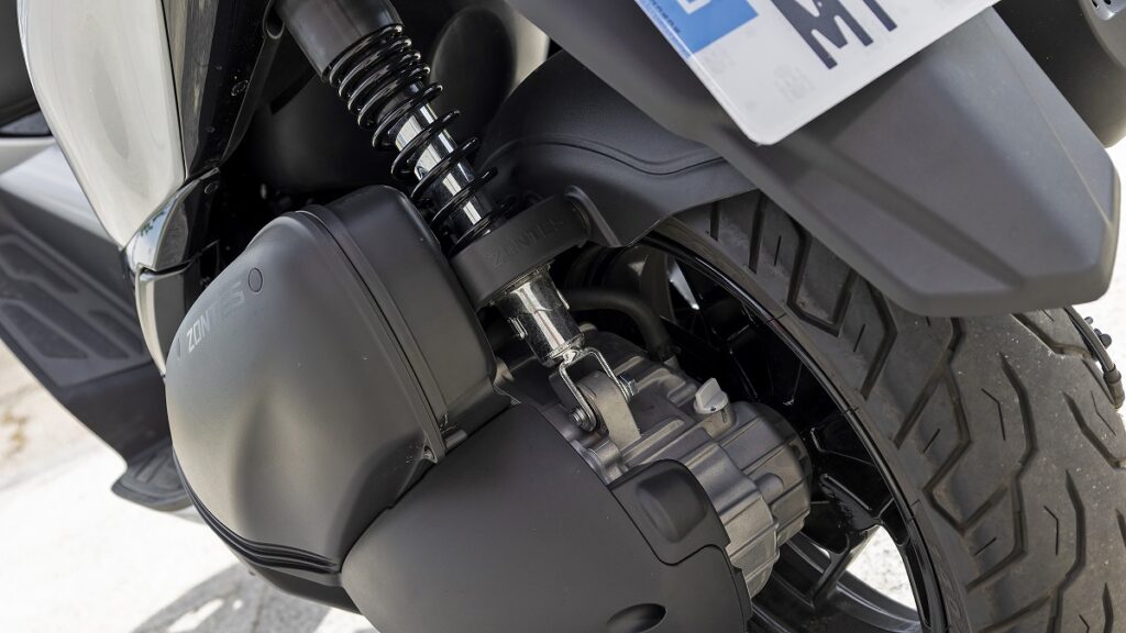 Prueba Zontes D350: El tercero que pudo ser primero 13 zontes d350 2023 13