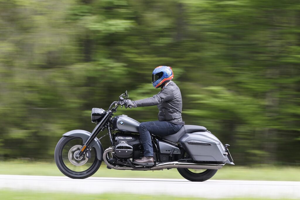 Prueba BMW R18 Roctane: Una barbaridad de custom bávara 15 BMW R 18 Roctane 6
