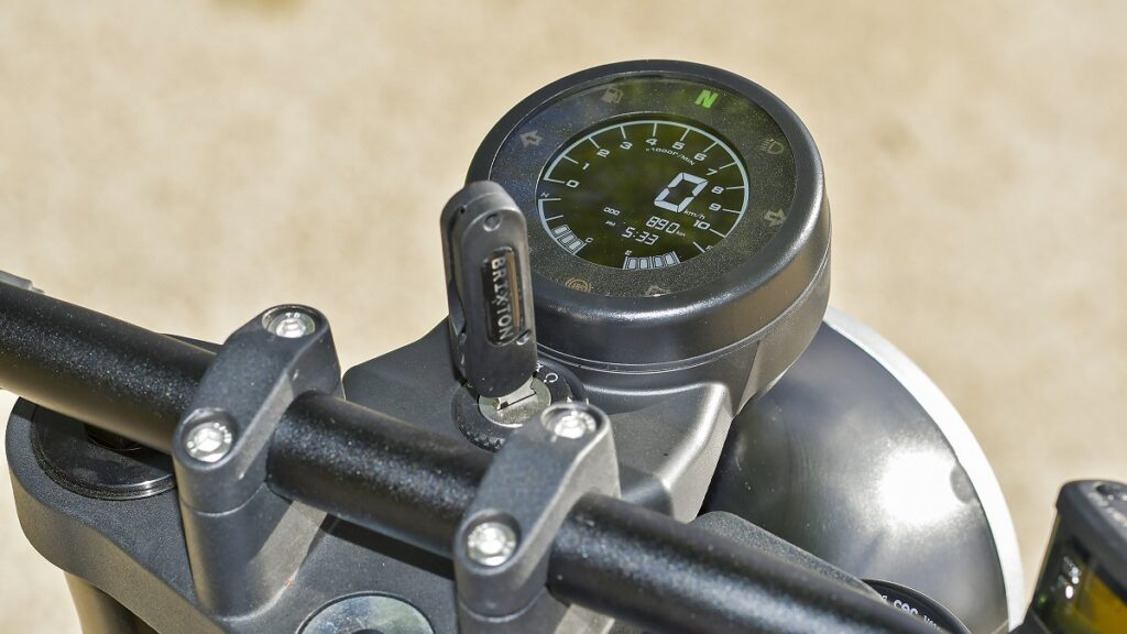 Prueba Brixton Crossfire 125: Una retro diferente 13 BRIXTON Crossfire 125 2023 10
