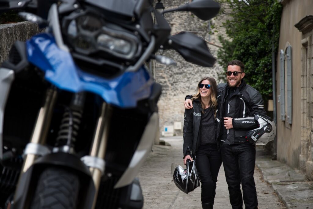 Michelin Power 5 y Michelin Anakee Adventure: Seguridad con estilo dentro y fuera del asfalto 14 MICHELIN ANAKEE Adventure ambiente 2