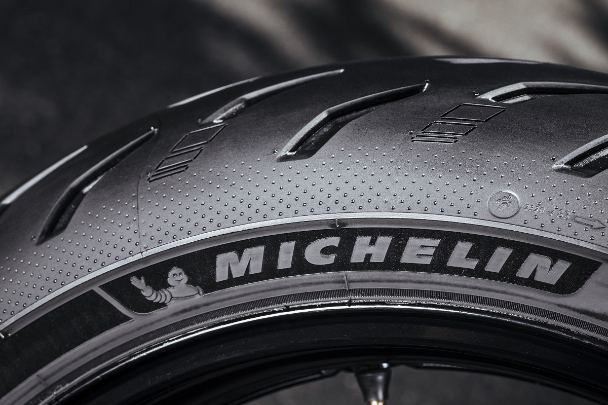 Confiar en Michelin tiene premio: 50 euros de regalo por la compra de neumáticos de moto 1 Michelin Power 5 2023