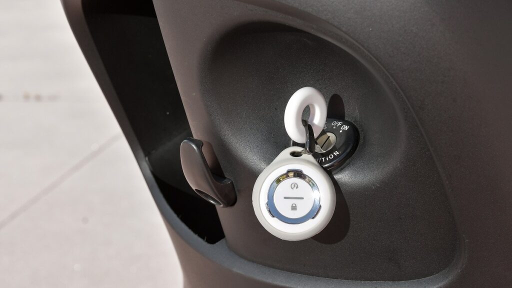 Prueba Segway eScooter E300SE: Llega un líder 17 SEGWAY E300SE 2023 detalles 5