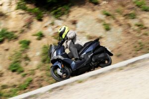 Fotos SYM Joyride 300: la oferta del scooter GT para el carnet A2 que exprime su precio al máximo