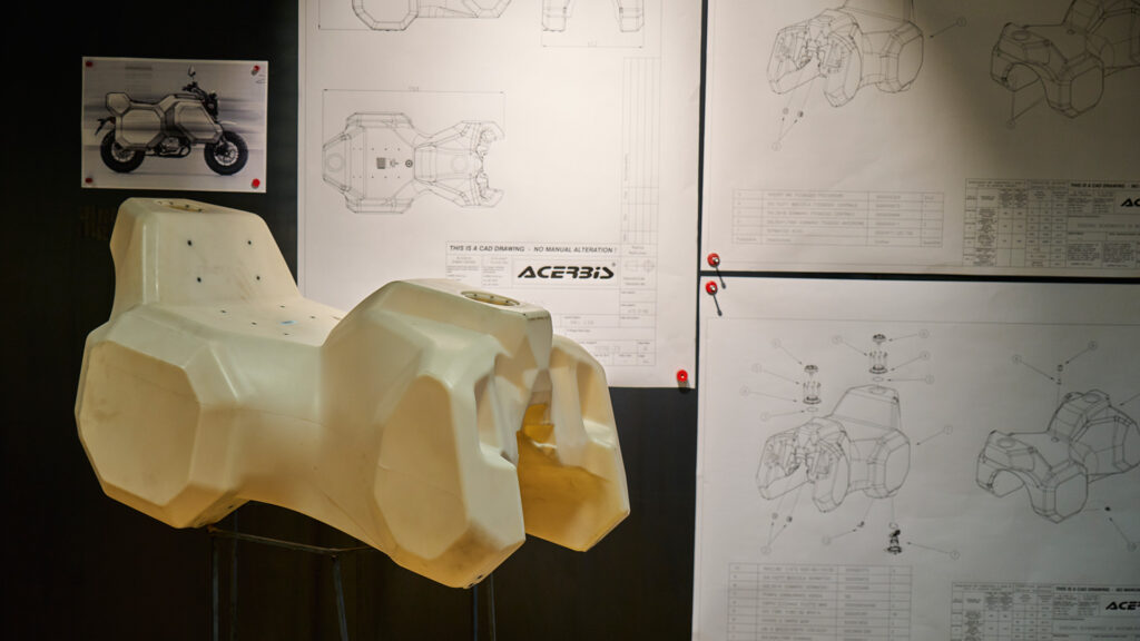 Acerbis celebra su 50 aniversario por todo lo alto: a por la conquista de un Récord Guinness 11 acerbis-proyecto-ac50-1