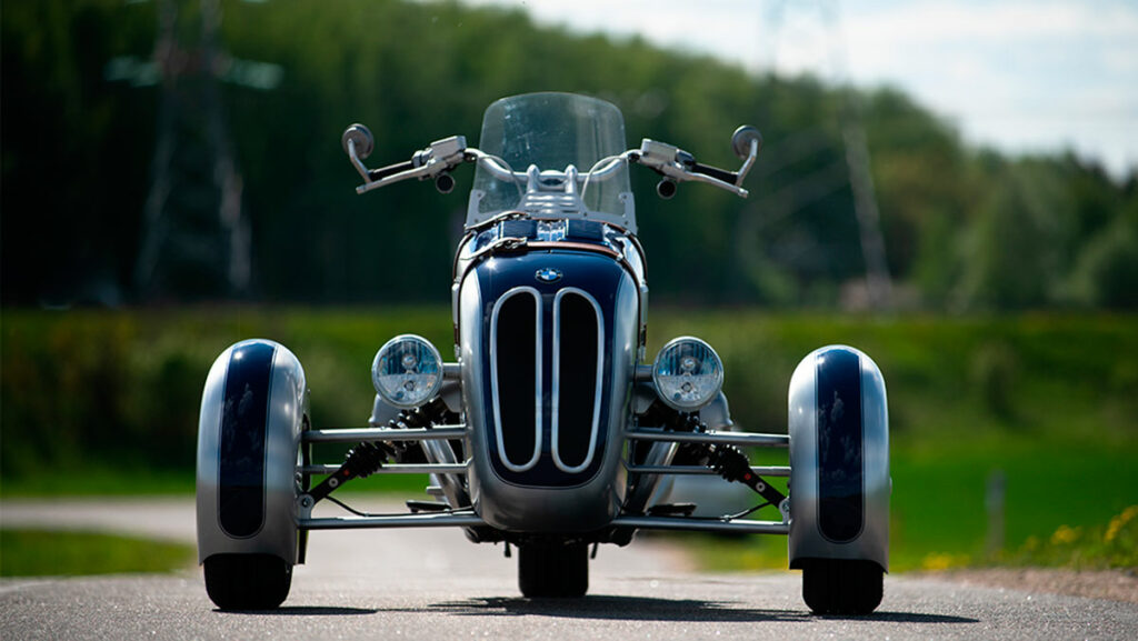 Esta BMW R 18 de tres ruedas es lo más loco que se ha hecho con la custom germana 10 bmw-r-18-3-r-3