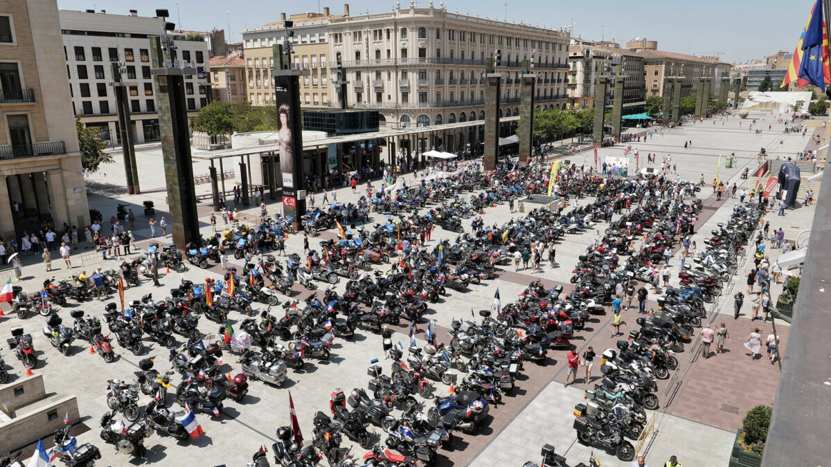 Cerca de mil motos del FIM Rally llenan las calles de Zaragoza 1 fim-rally-zaragoza