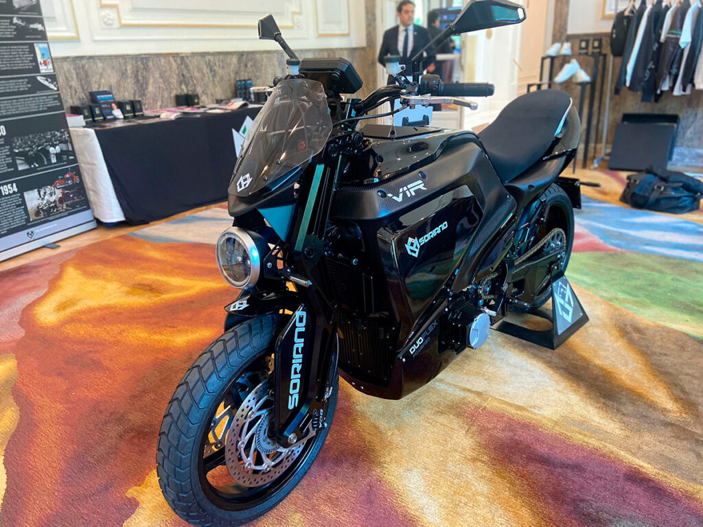 Soriano Motori confirma su regreso: tres nuevos modelos eléctricos... ¡con caja de cambios! 9 soriano motori presentacion madrid 1