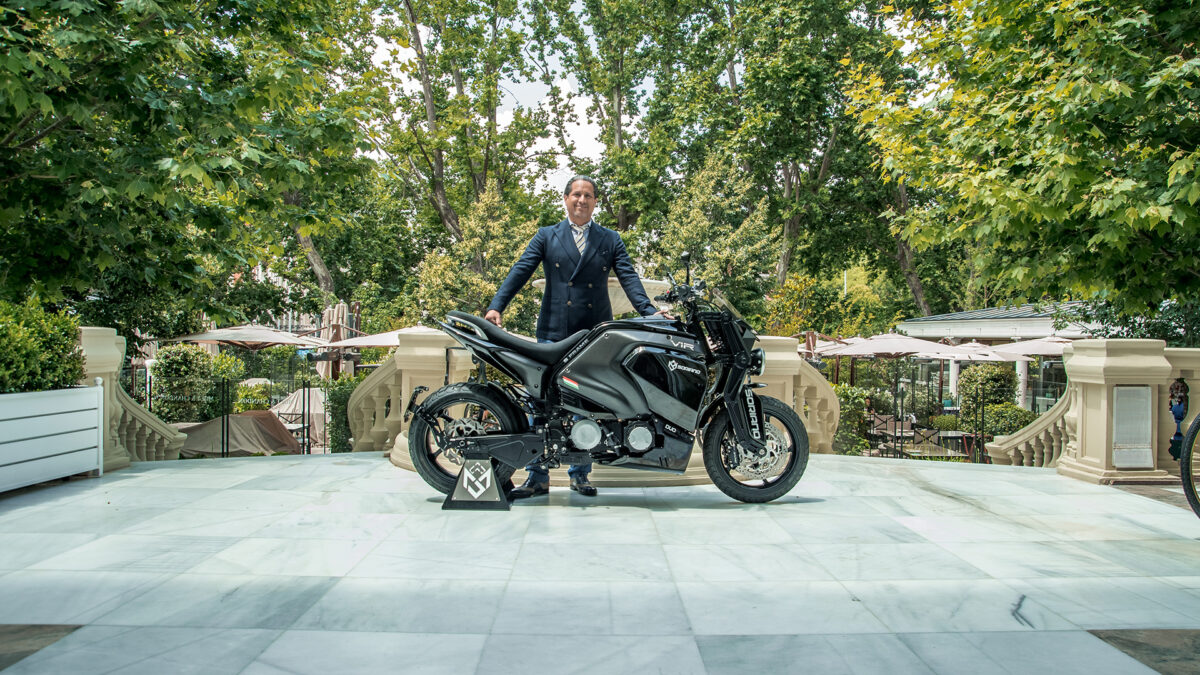 Soriano Motori confirma su regreso: tres nuevos modelos eléctricos... ¡con caja de cambios! 1 soriano-motori-presentacion-madrid