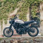 2022 Yamaha XS700SCR EU Tech Black Static 009 03