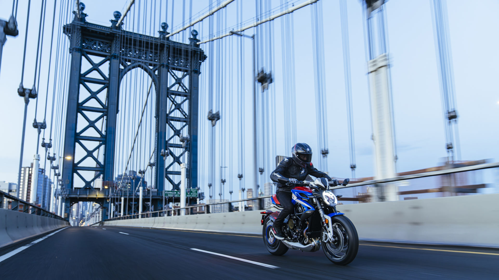MV Agusta Dragster RR SCS America: 'God bless America' 6 DRAGSTER RR SCS AMERICA AMBIENT DYNAMIC (7)
