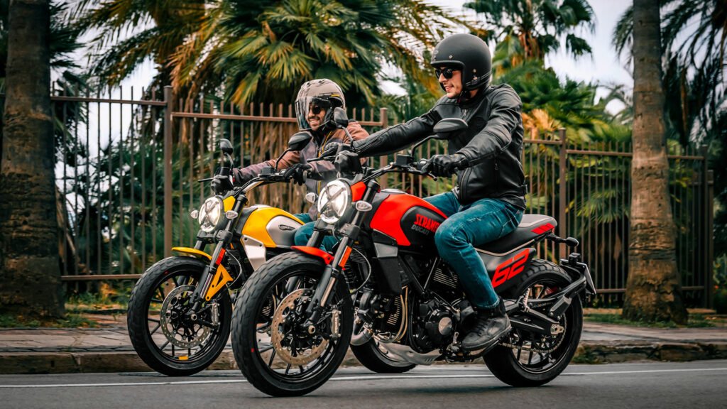 Luce con orgullo tu pasión por Scrambler Ducati: llega a las tiendas la colección de ropa 11 MY23_DUCATI_SCRAMBLER_2G