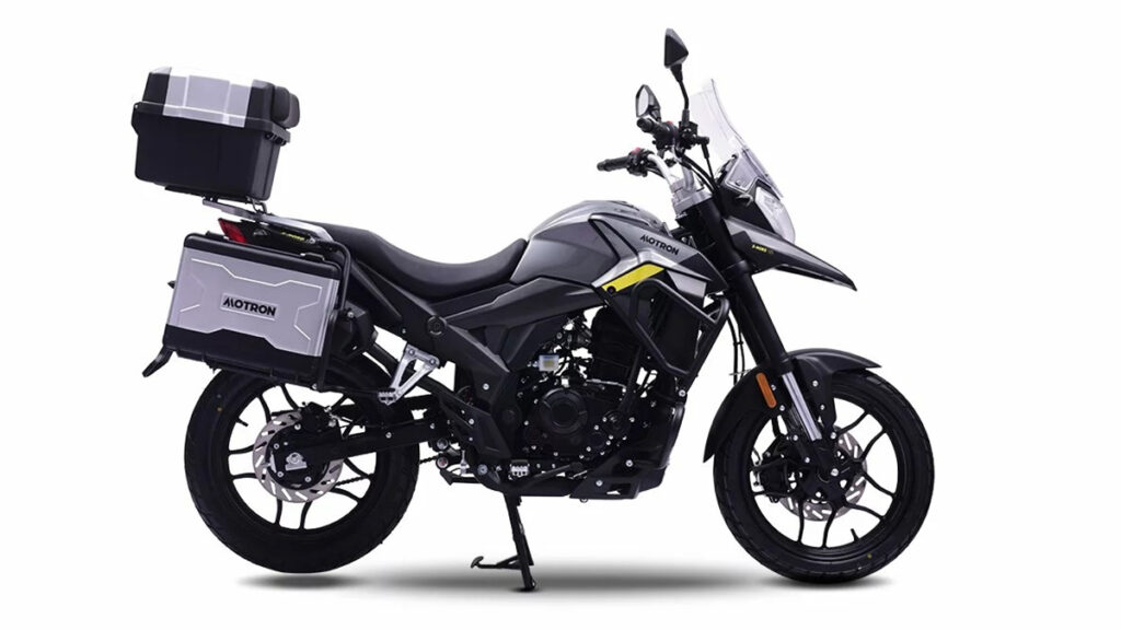 Macbor Montana XR1 125: este es su precio y las motos trail aventura rivales 16 Motron x nord 125 touring