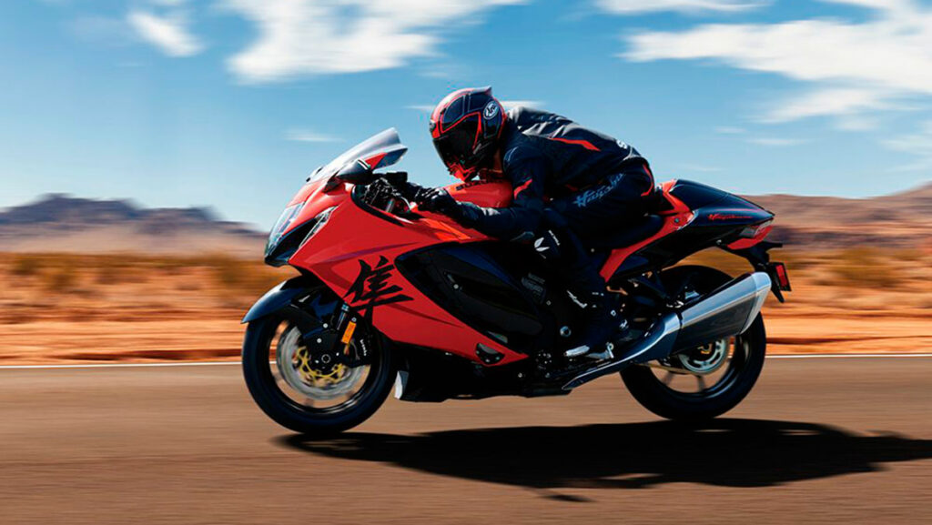 La Suzuki Hayabusa edición especial 25 Aniversario se agota... ¡en menos de 24 horas! 11 hayabusa_action14