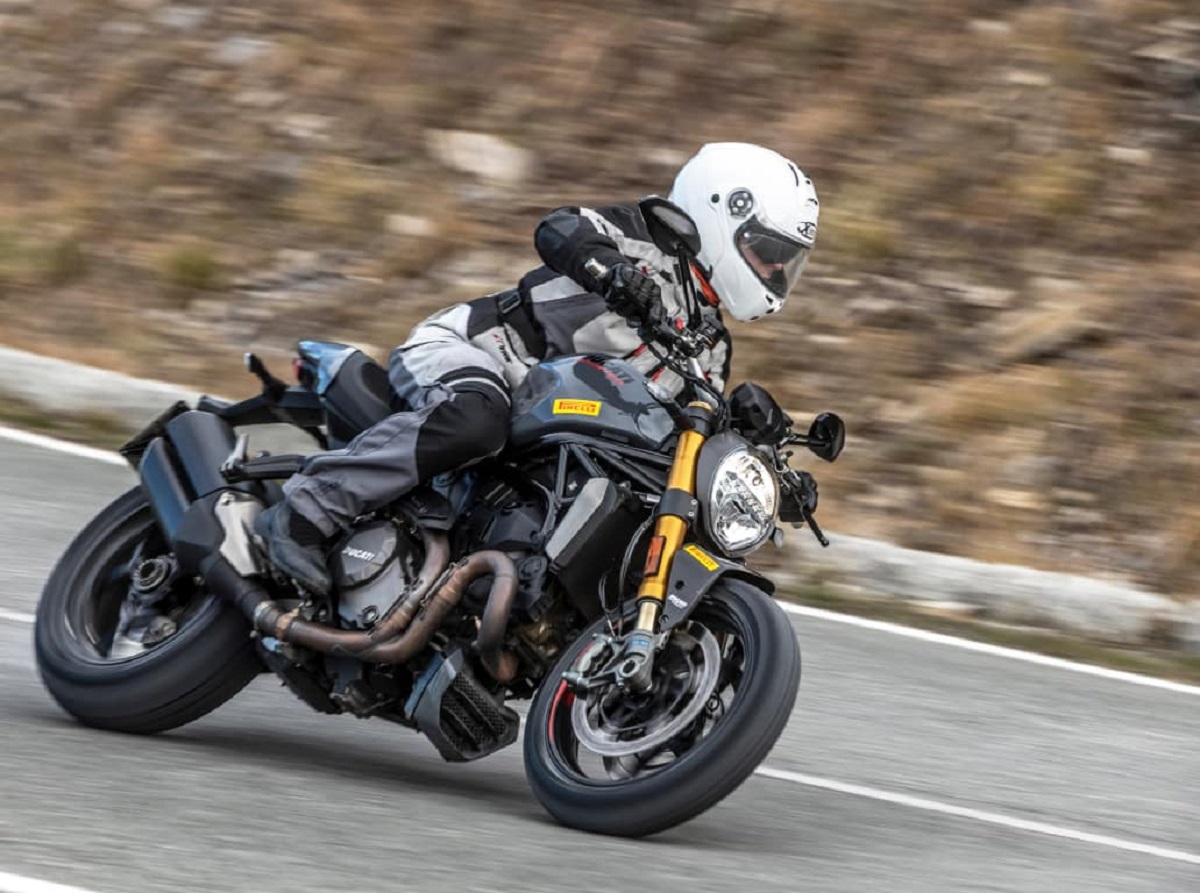 Pirelli Diablo Supercorsa V4: Exigencia absoluta 7 Pirelli Diablo Supercorsa V4 2023