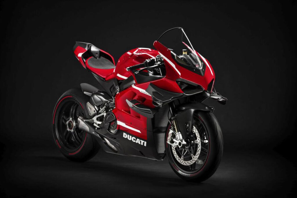 Estas son las 10 motos deportivas más potentes del mercado: 200 CV son pocos 15 Ducati Panigale Panigale V4 Superleggera