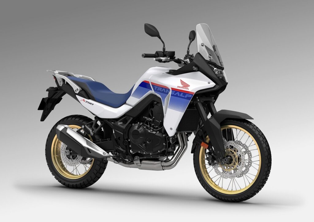 Las ofertas de las 10 motos más vendidas durante el mes de julio: el verano es tuyo 18 Honda XL750 Transalp 2023