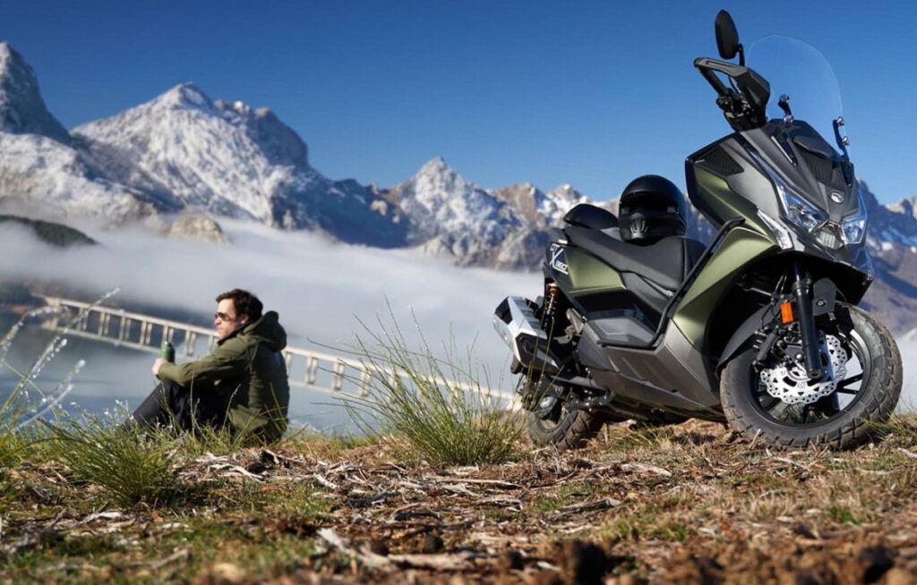 Scooters de 125: éste ha sido el más vendido en el mes de noviembre 10 KYMCO DTX 125 2023