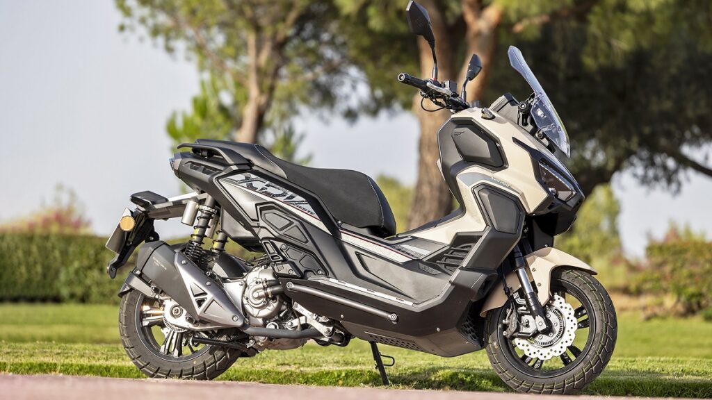 Prueba Keeway Vieste XDV 300: El desconocido que vino de oriente 12 Keeway Vieste XDV 300 2023