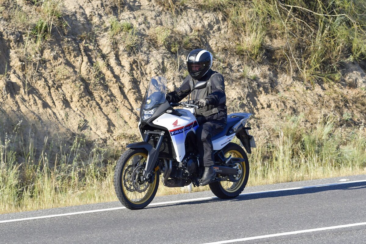 Fotos prueba Honda XL750 Transalp: cuando pierdes una V en el apellido pero recuperas el merecido protagonismo que una trail como esta merece hoy día 1 Prueba Honda XL750 Transalp: cuando pierdes una V en el apellido pero recuperas el merecido protagonismo que una trail como esta merece hoy día